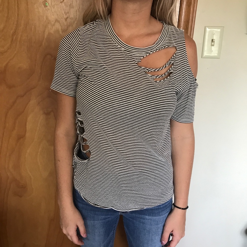 Gilded Intent by Buckle ripped top